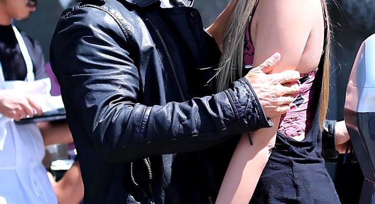 Anthony Kiedis, 61, spotted engaging in public display of affection with 19-year-old blonde girlfriend after breaking up with 22-year-old model ‘This time it’s real love’