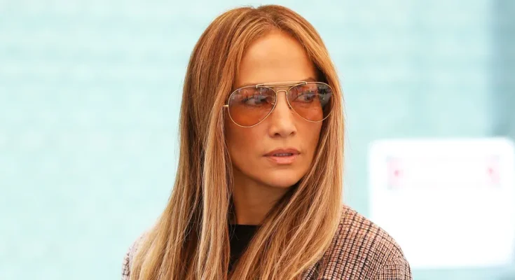 He ‘Took a Step Down’: Fans Blasted J-Lo’s Ex’s Girlfriend Who Looks ‘Masculine’ – Who Is She?